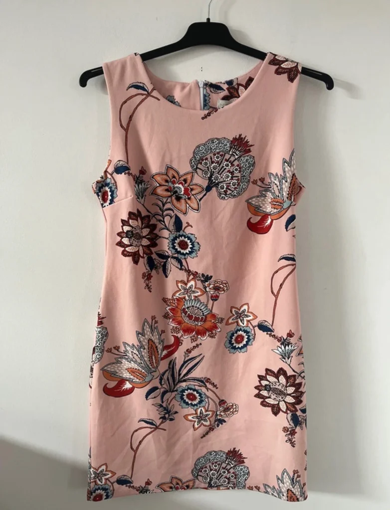 Robe rose